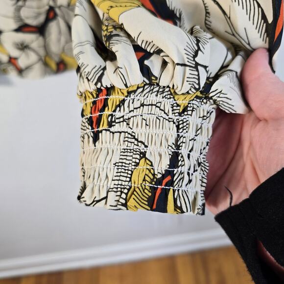 Cabi Sequel Blouse Women's M Yellow Orange Large Floral Poet Sleeve Career Boho - Picture 4 of 9